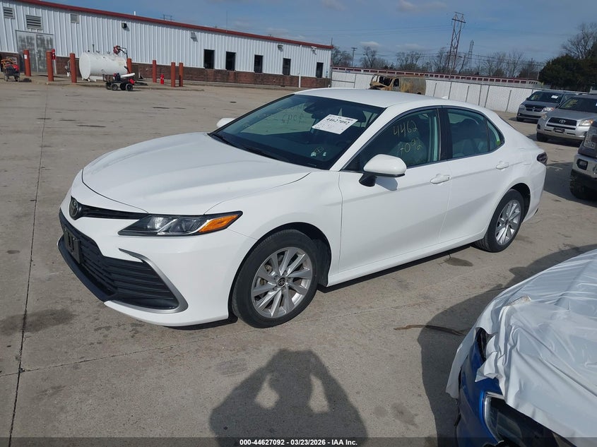 2021 Toyota Camry Le