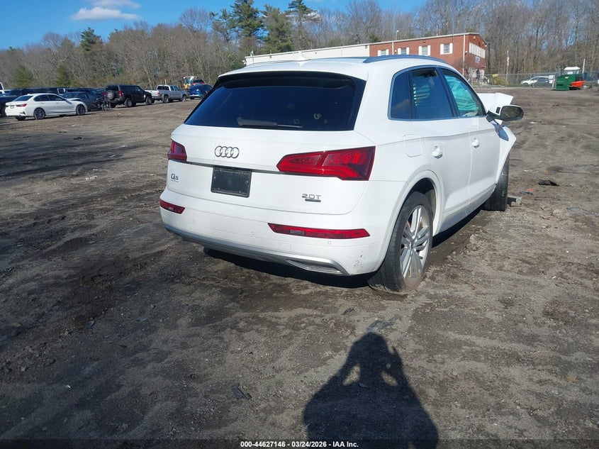 2018 Audi Q5 2.0T Premium/2.0T Tech Premium