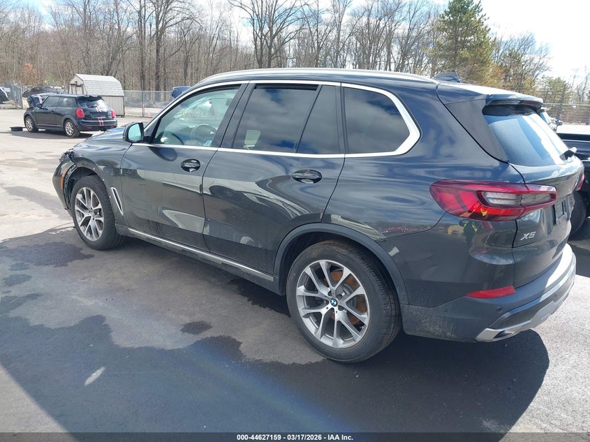 2021 BMW X5 xDrive40I