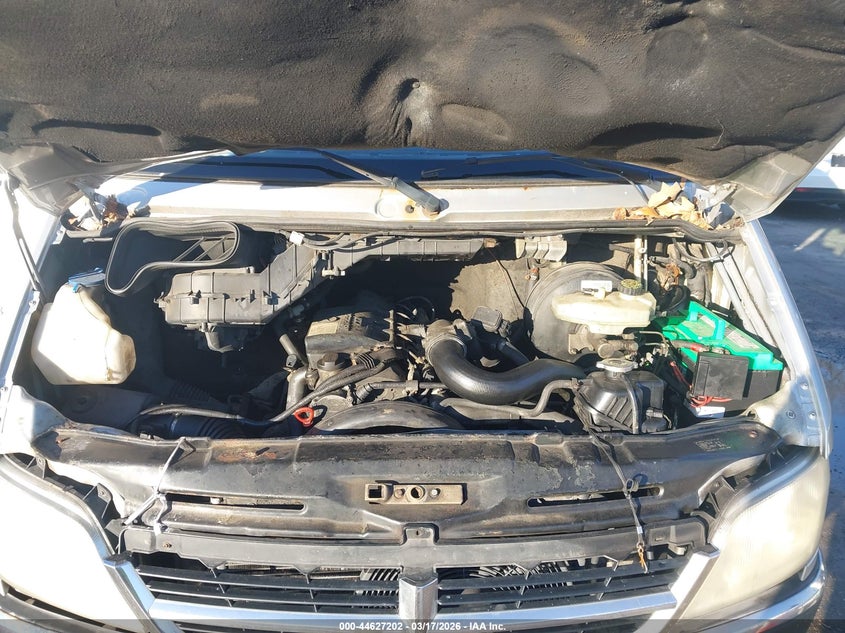 2004 Dodge Sprinter Van 3500 High Roof VIN: WD2PD444345631517 Lot: 44627202