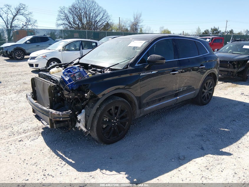 2020 LINCOLN NAUTILUS auction photo 2