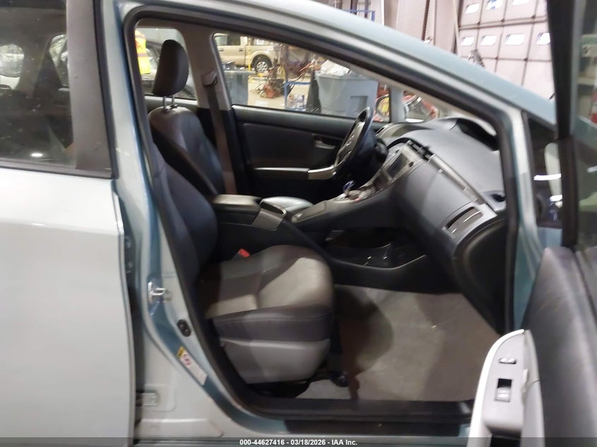 2012 Toyota Prius Plug-In Advanced