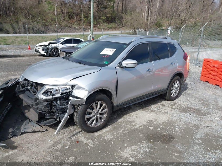 2018 Nissan Rogue Sv