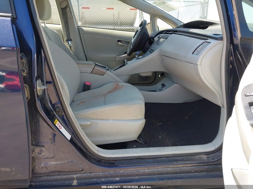 2013 Toyota Prius Two