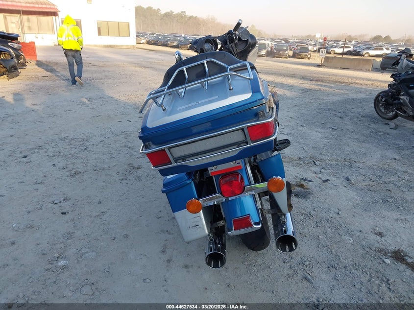 2005 Harley-Davidson Flhtcui VIN: 1HD1FCW175Y668812 Lot: 44627534