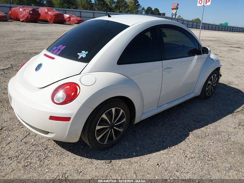 2010 Volkswagen New Beetle 2.5L Final Edition