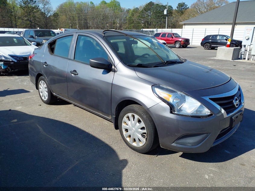 2018 Nissan Versa 1.6 S+