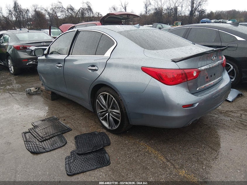 2015 Infiniti Q50 Premium