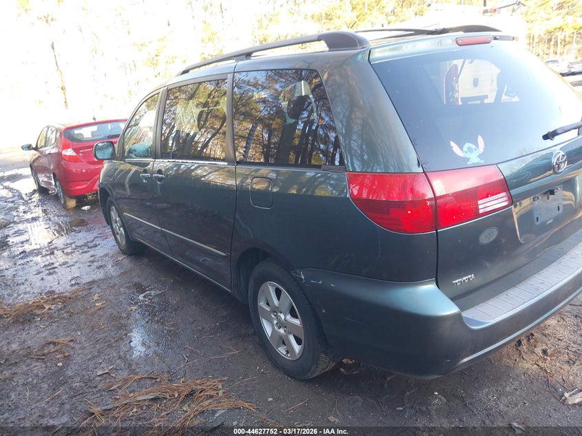 2004 Toyota Sienna Le