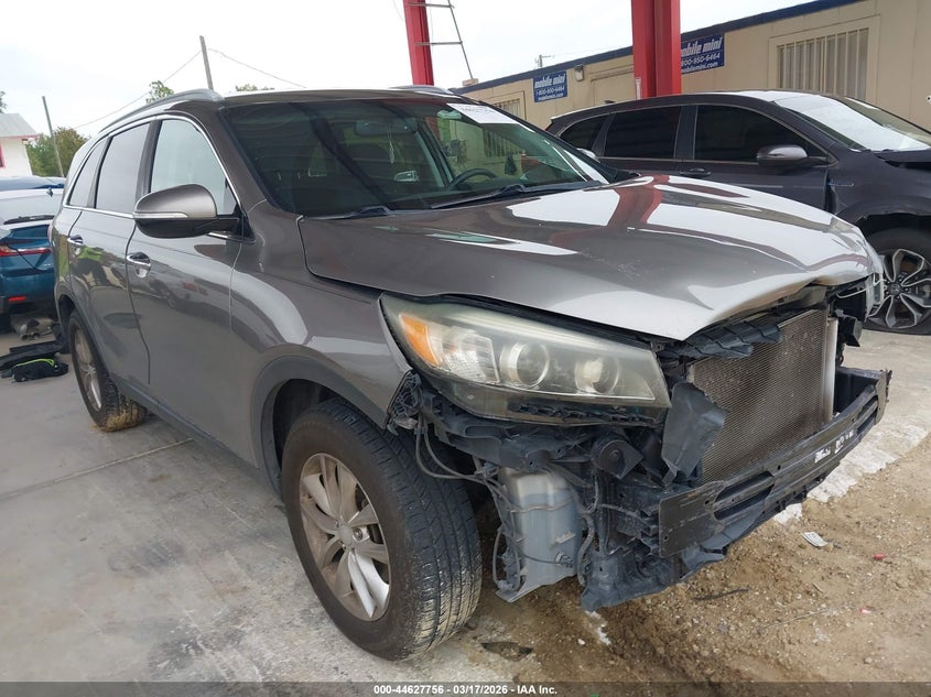 2017 KIA SORENTO 2.4L LX