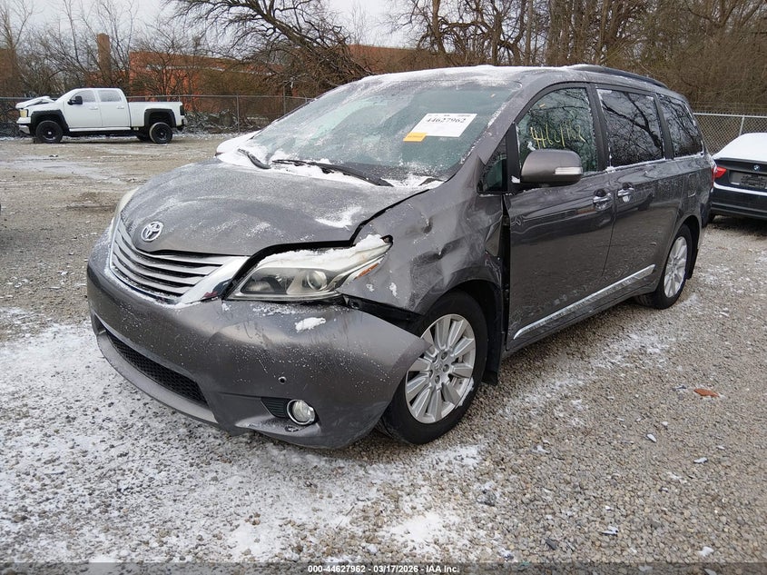 2017 Toyota Sienna Limited Premium 7 Passenger