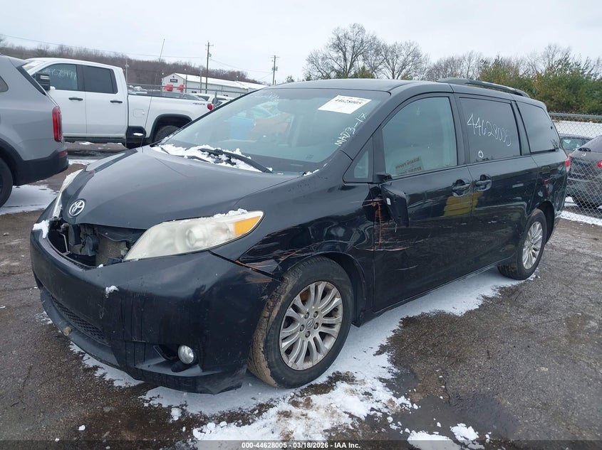 2011 Toyota Sienna Xle V6