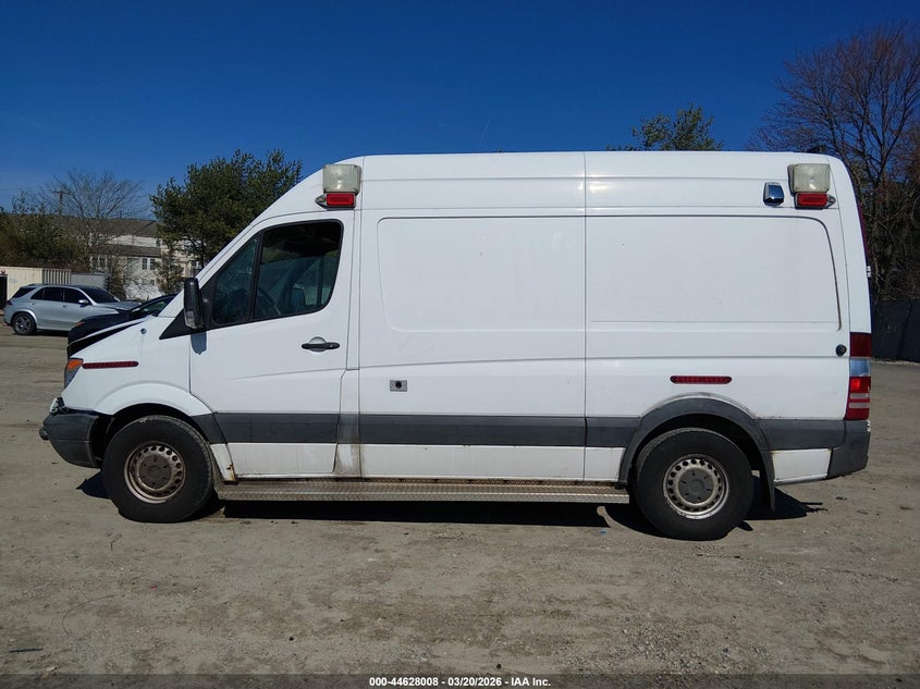 2008 Dodge Sprinter Van 2500 VIN: WD0PE745185323865 Lot: 44628008