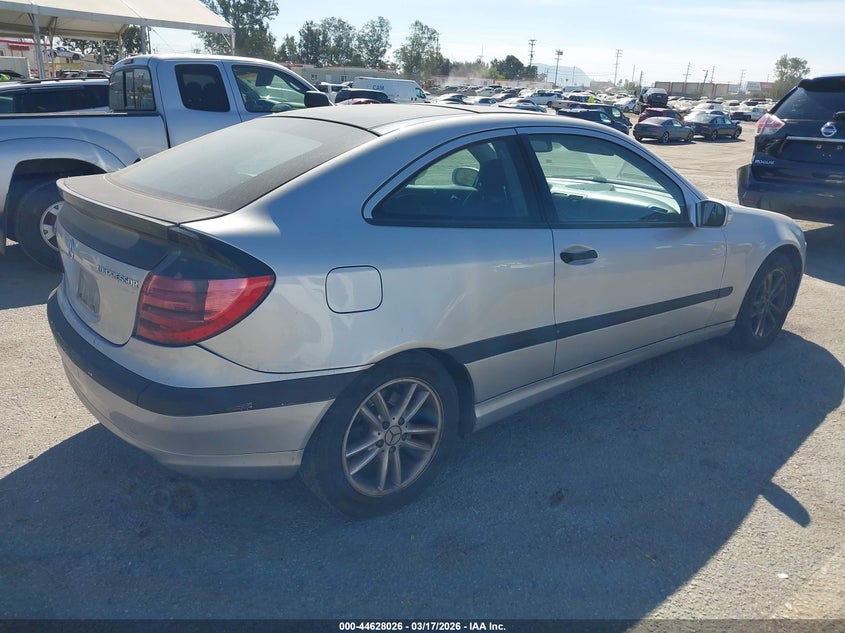 2002 Mercedes-Benz C 230