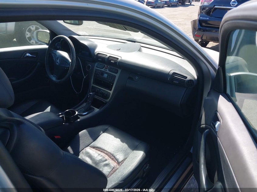 2002 Mercedes-Benz C 230