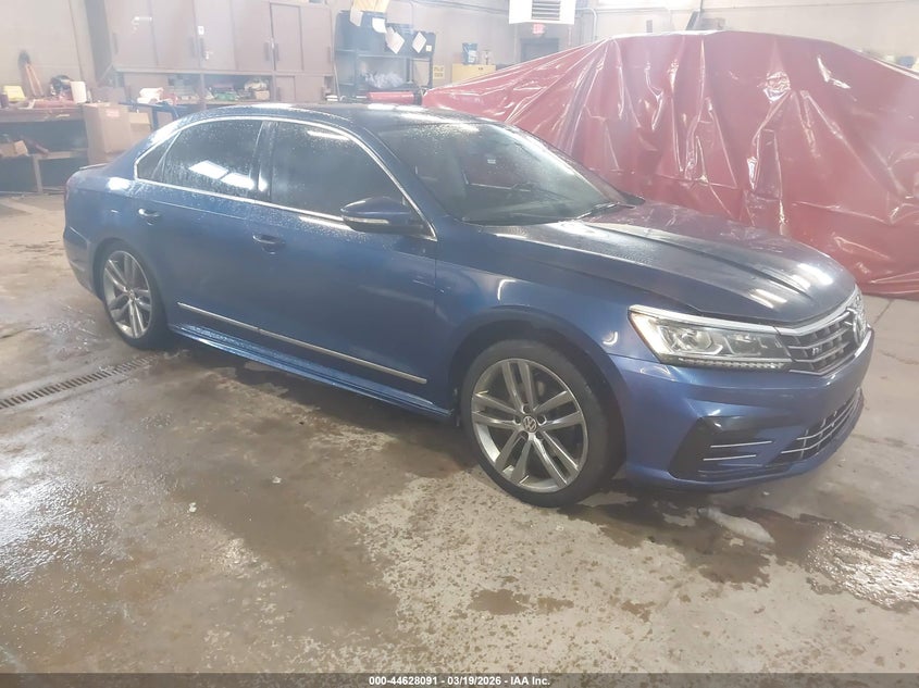 2016 Volkswagen Passat 1.8T R-Line