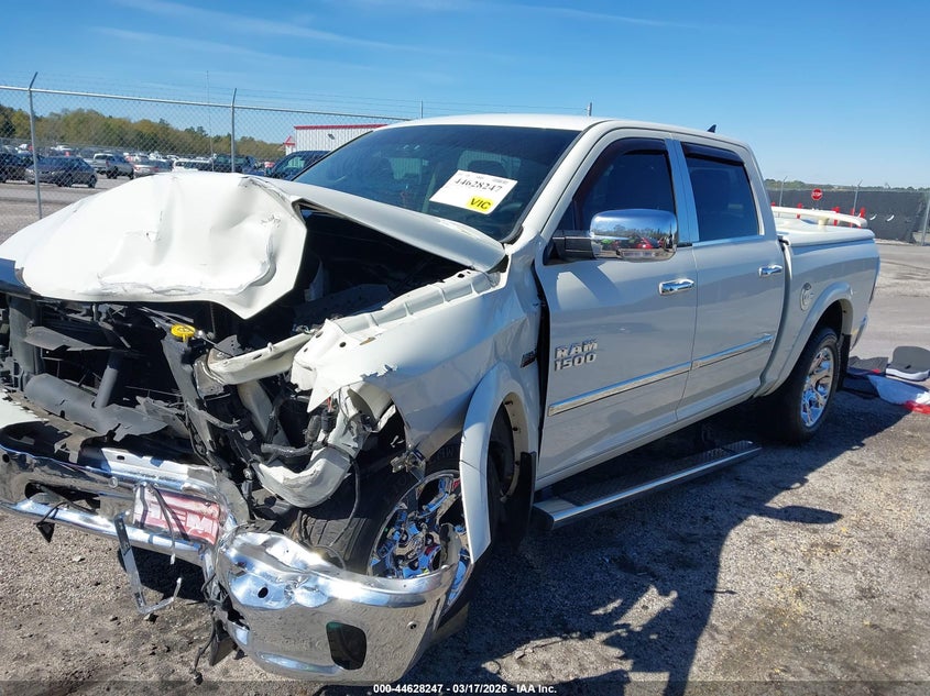 2017 Ram 1500 Laramie 4X4 5'7 Box