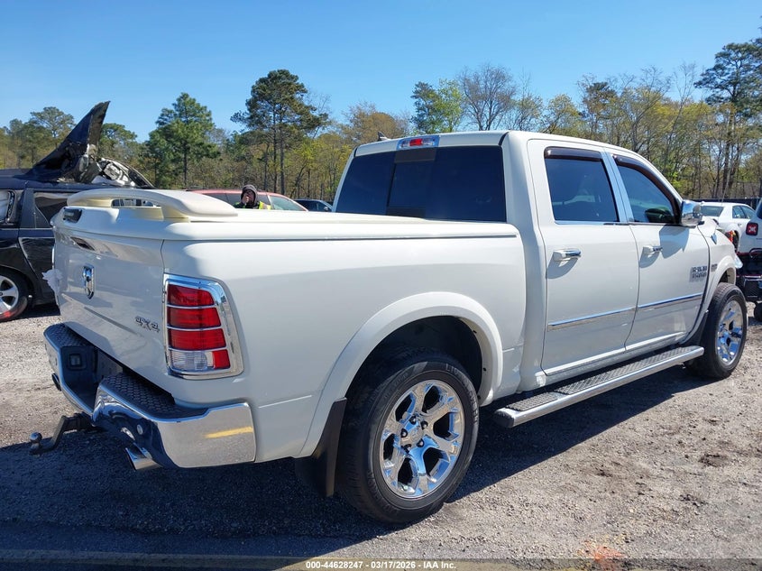 2017 Ram 1500 Laramie 4X4 5'7 Box