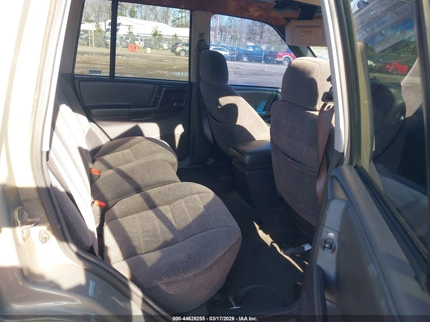 1997 Jeep Grand Cherokee Laredo/Tsi VIN: 1J4GZ58SXVC758449 Lot: 44628255