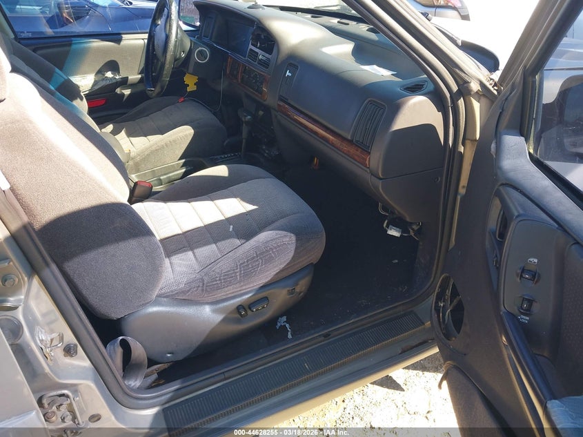 1997 Jeep Grand Cherokee Laredo/Tsi