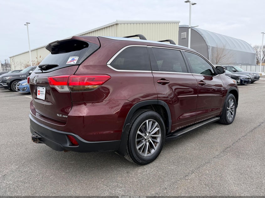 2018 Toyota Highlander Xle