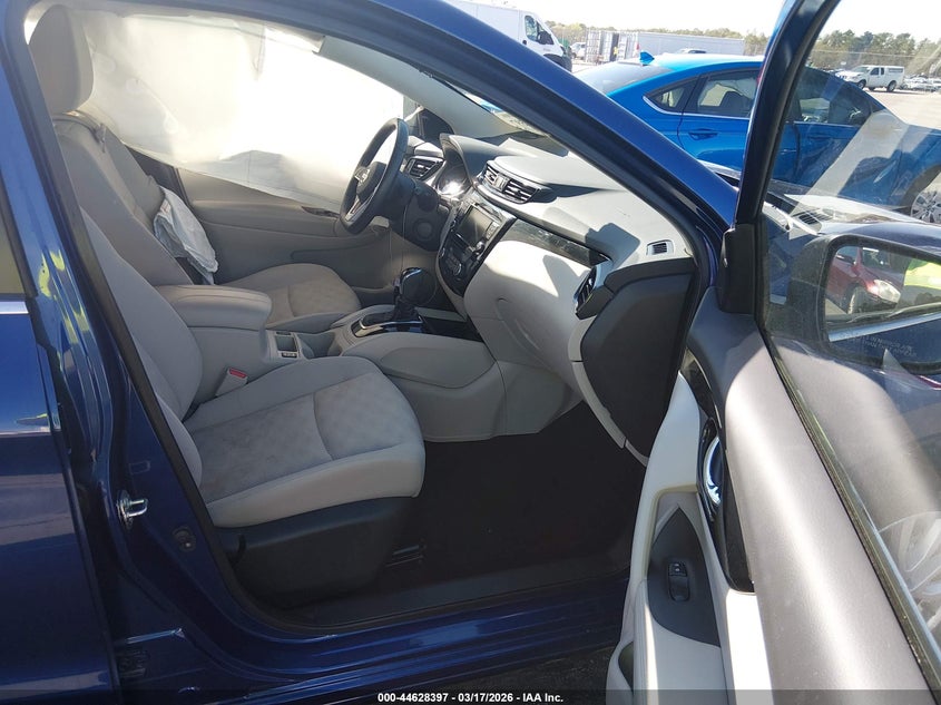 2022 Nissan Rogue Sport Sv Fwd Xtronic Cvt