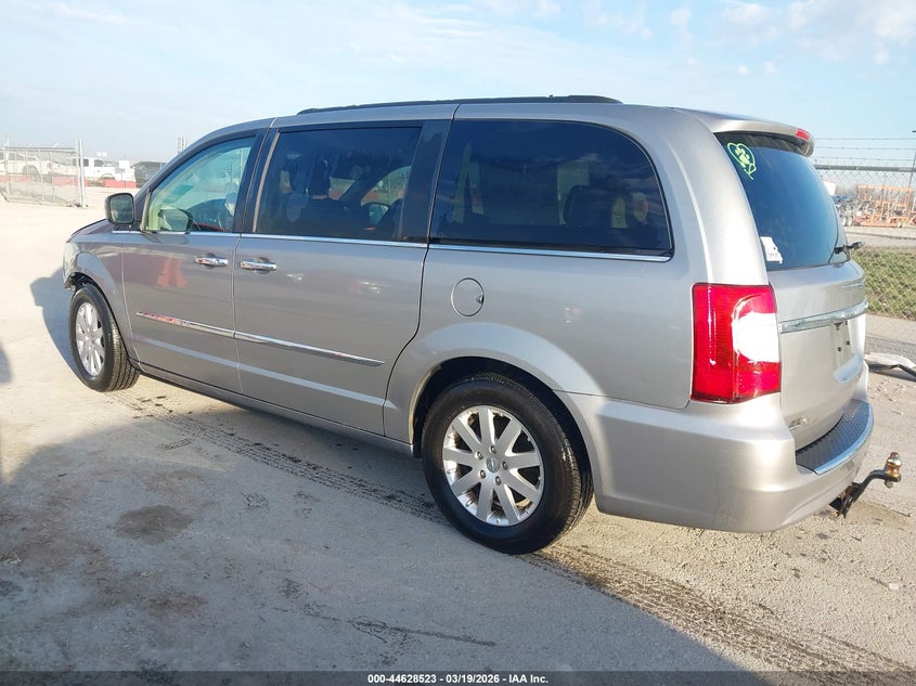 2016 Chrysler Town & Country Touring