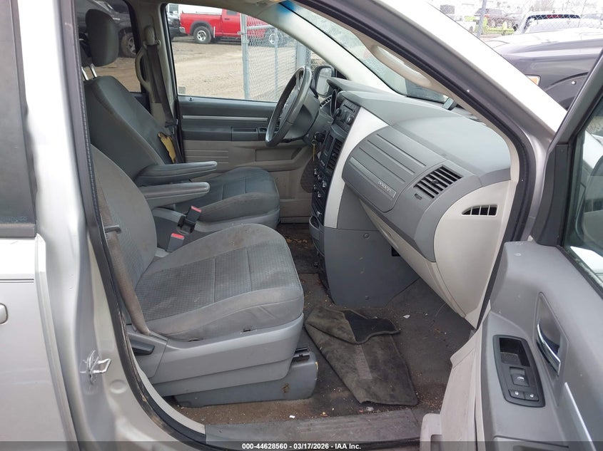 2010 Dodge Grand Caravan Hero