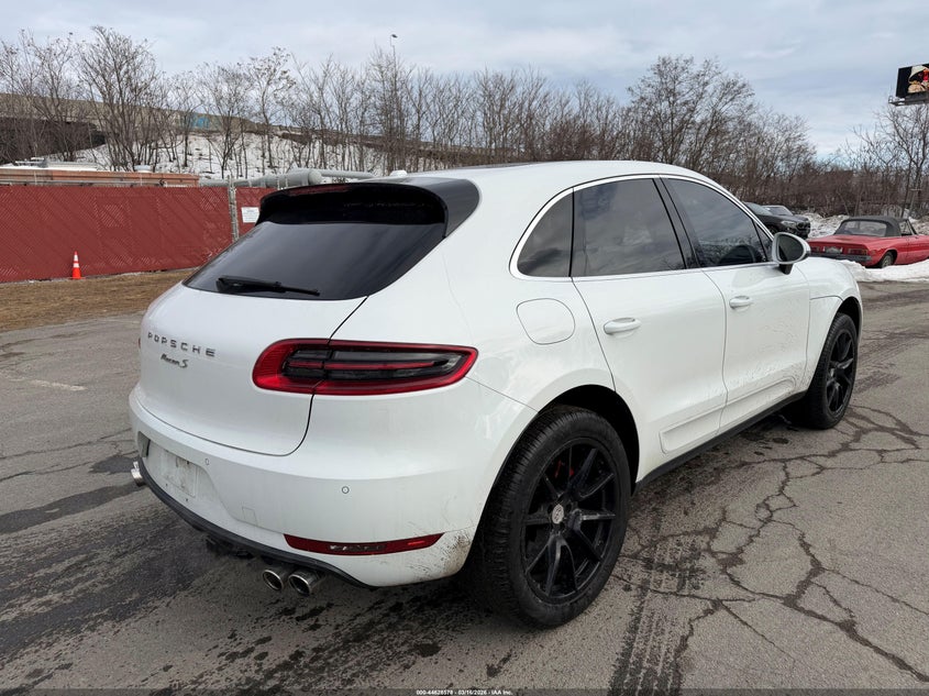 2016 Porsche Macan S