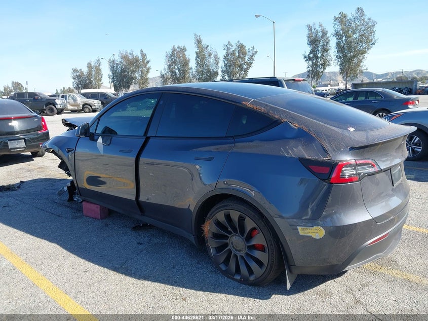2022 Tesla Model Y Performance Dual Motor All-Wheel Drive