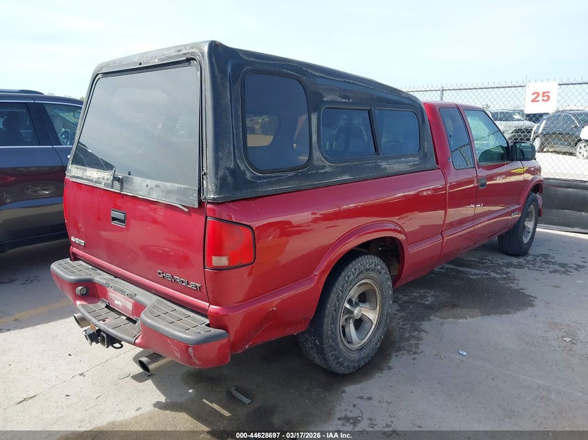 2002 Chevrolet S-10 Ls