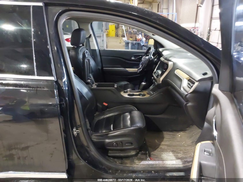 2019 GMC ACADIA auction photo 5