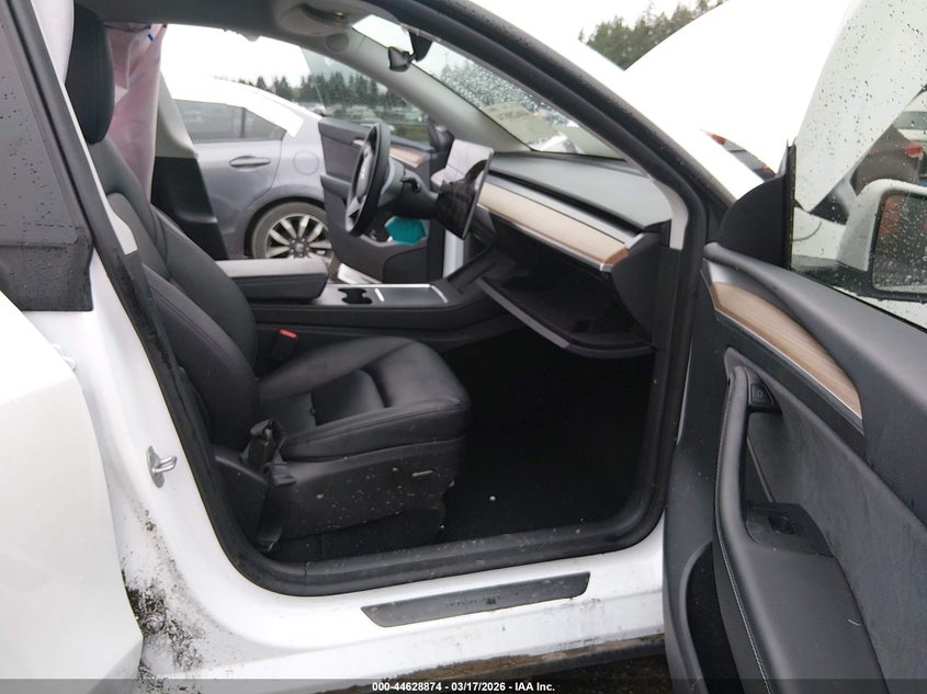 2025 Tesla Model Y Long Range Dual Motor Rear-Wheel Drive