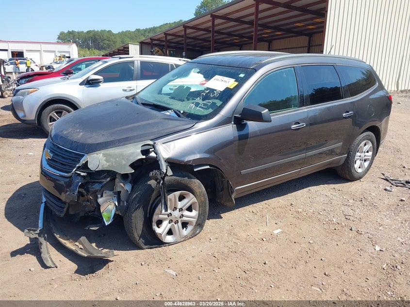 2015 CHEVROLET TRAVERSE auction photo 2