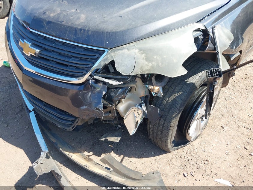 2015 CHEVROLET TRAVERSE auction photo 6