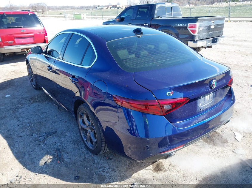 2017 Alfa Romeo Giulia Ti