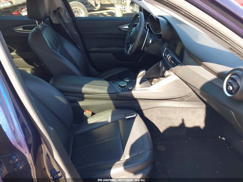 2017 Alfa Romeo Giulia Ti