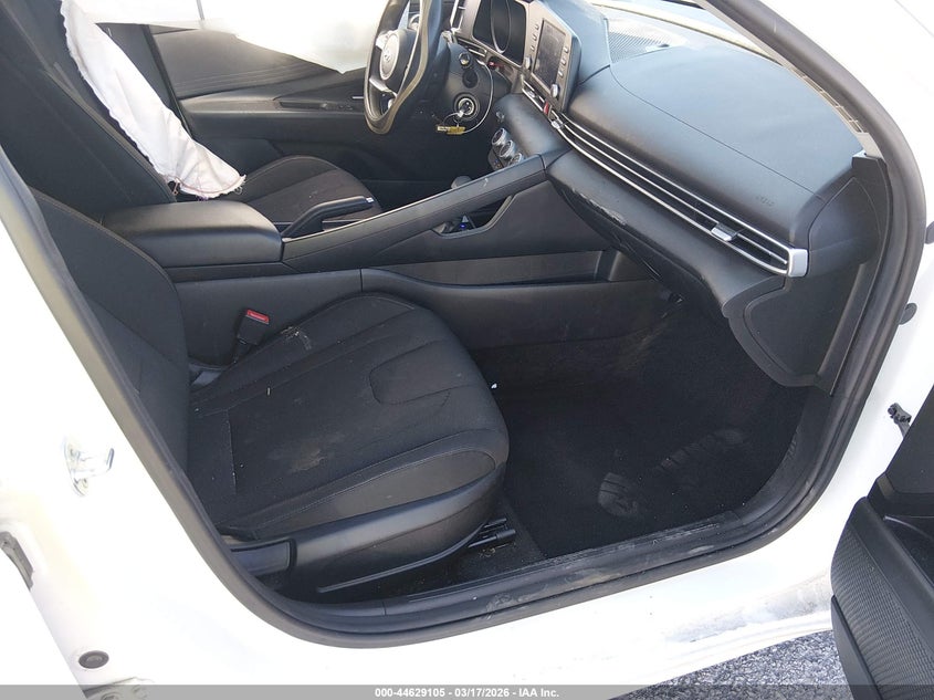 2021 Hyundai Elantra Se