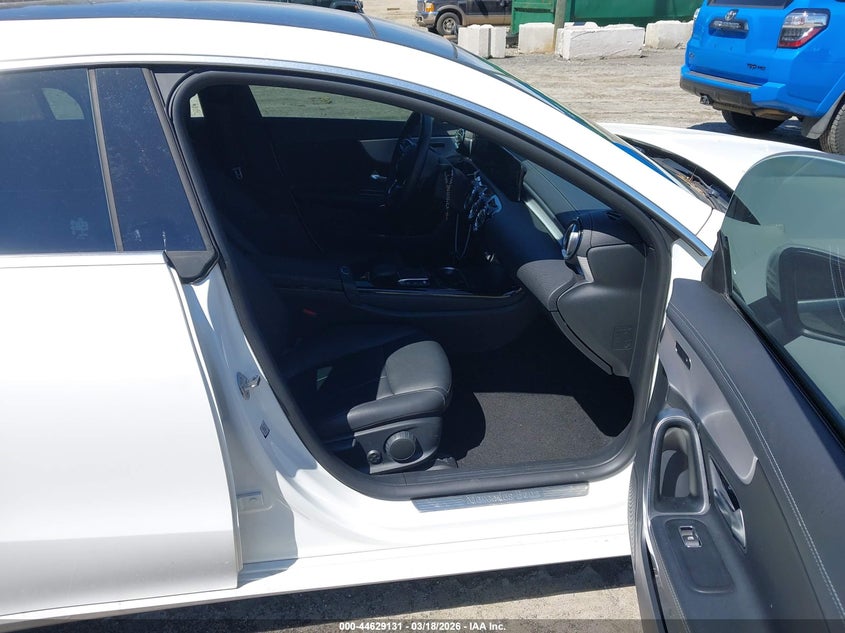 2022 Mercedes-Benz Cla 250 Coupe