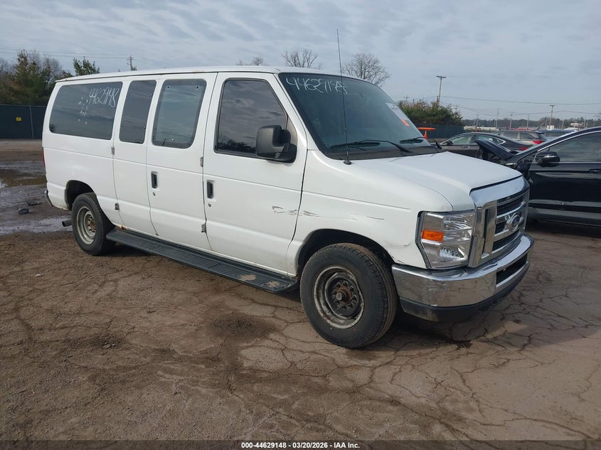2013 Ford E-350 Super Duty Xlt