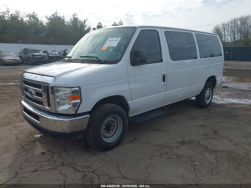 2013 Ford E-350 Super Duty Xlt