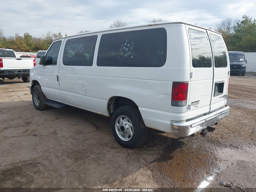 2013 Ford E-350 Super Duty Xlt