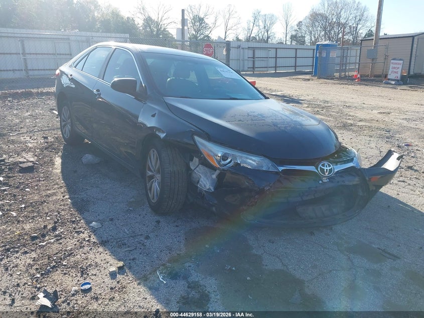 2016 Toyota Camry Xle