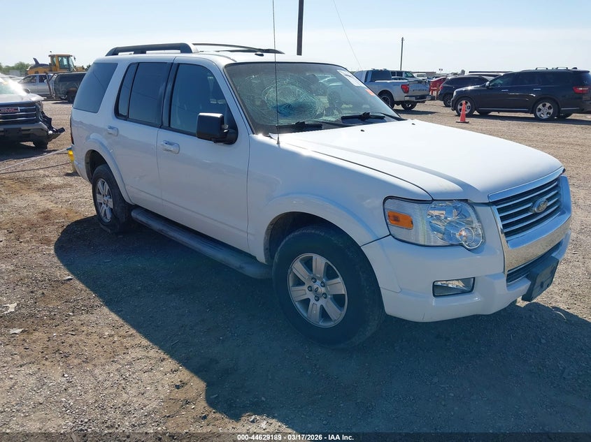 2010 Ford Explorer Xlt