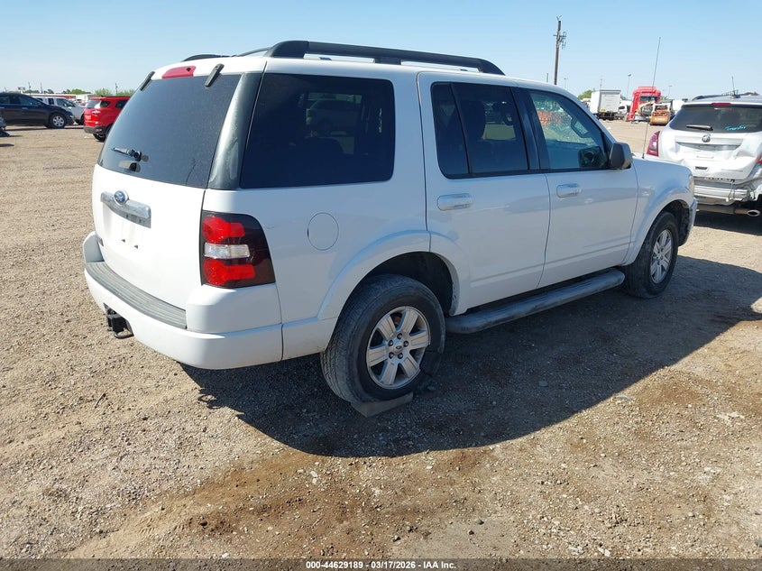 2010 Ford Explorer Xlt