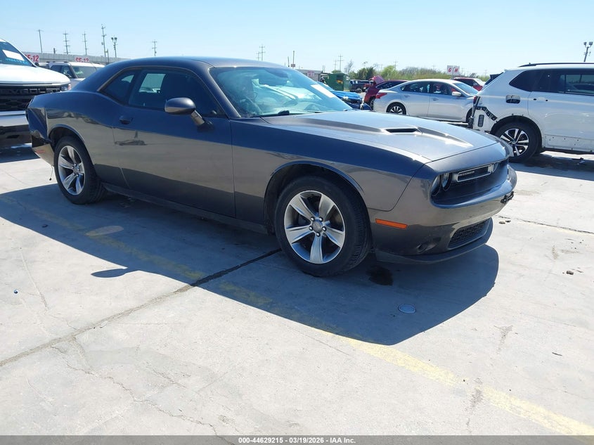 2016 Dodge Challenger Sxt