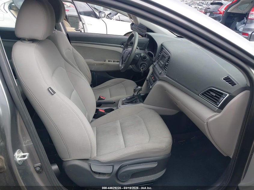 2018 Hyundai Elantra Se