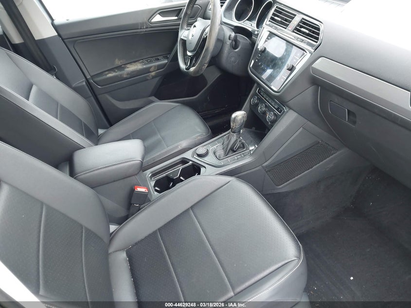 2021 Volkswagen Tiguan 2.0T Se/2.0T Se R-Line Black/2.0T Sel