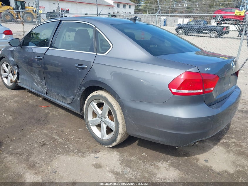 2012 Volkswagen Passat 2.5L Se