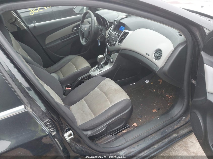 2012 Chevrolet Cruze Ls